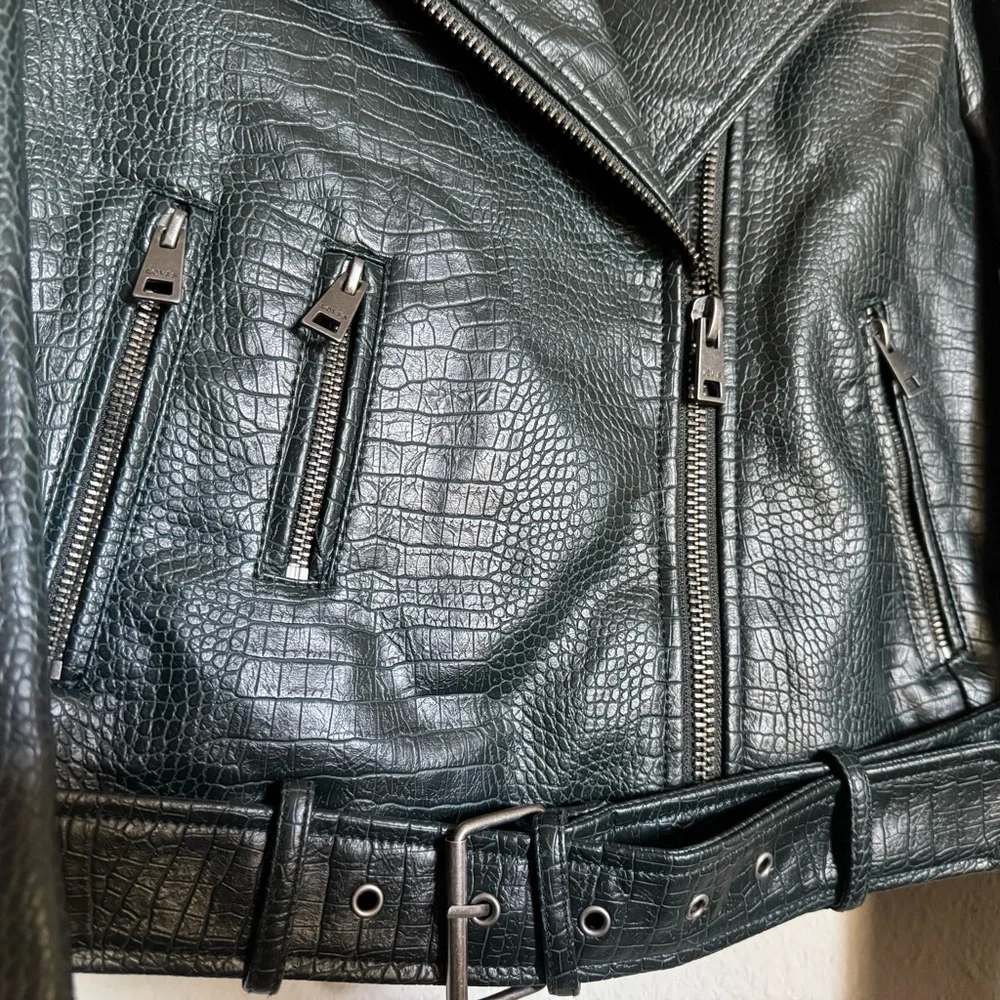 Levi's Forest Green Leather Jacket - Picture 3 of 15